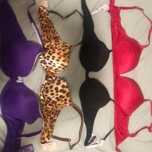 Victoria Secret Bras !!